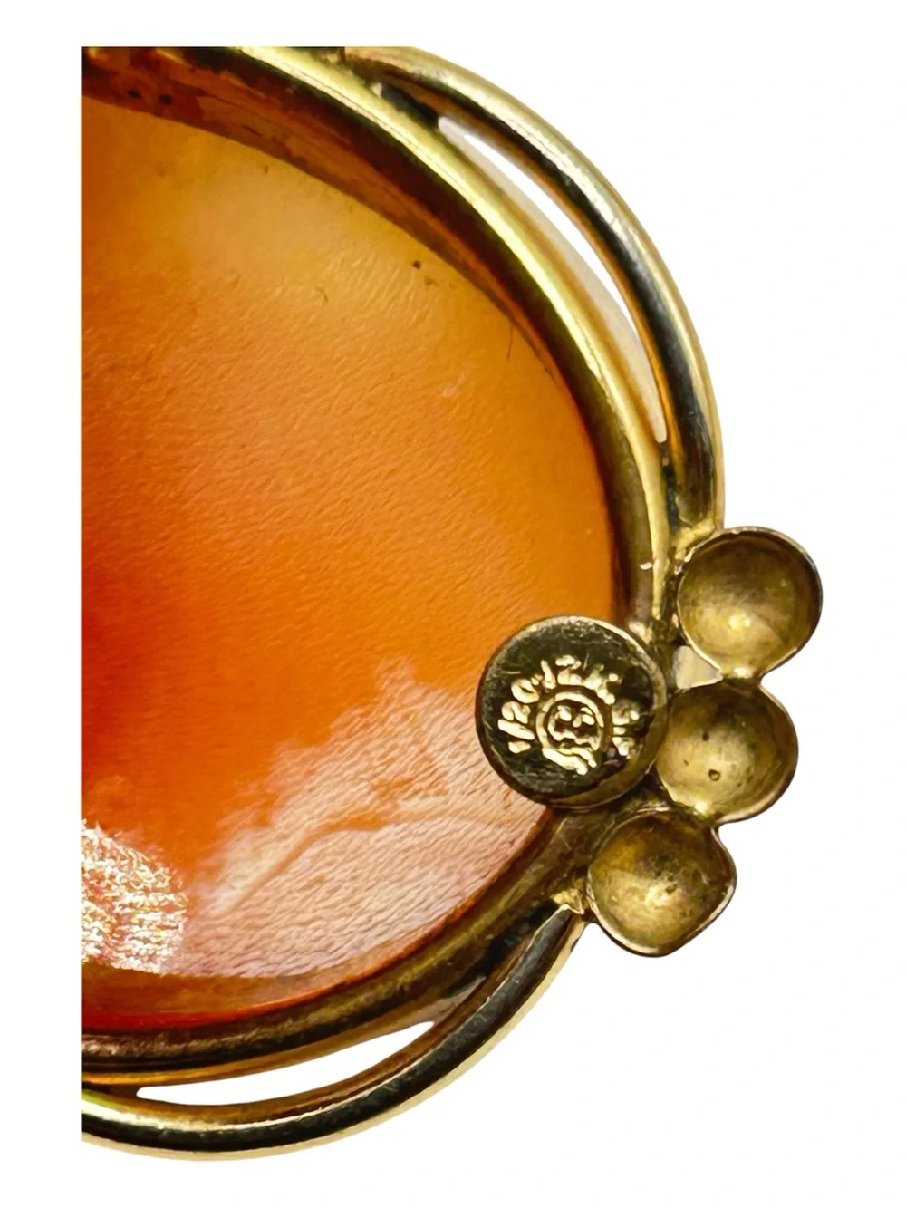 Vintage cameo this vintage